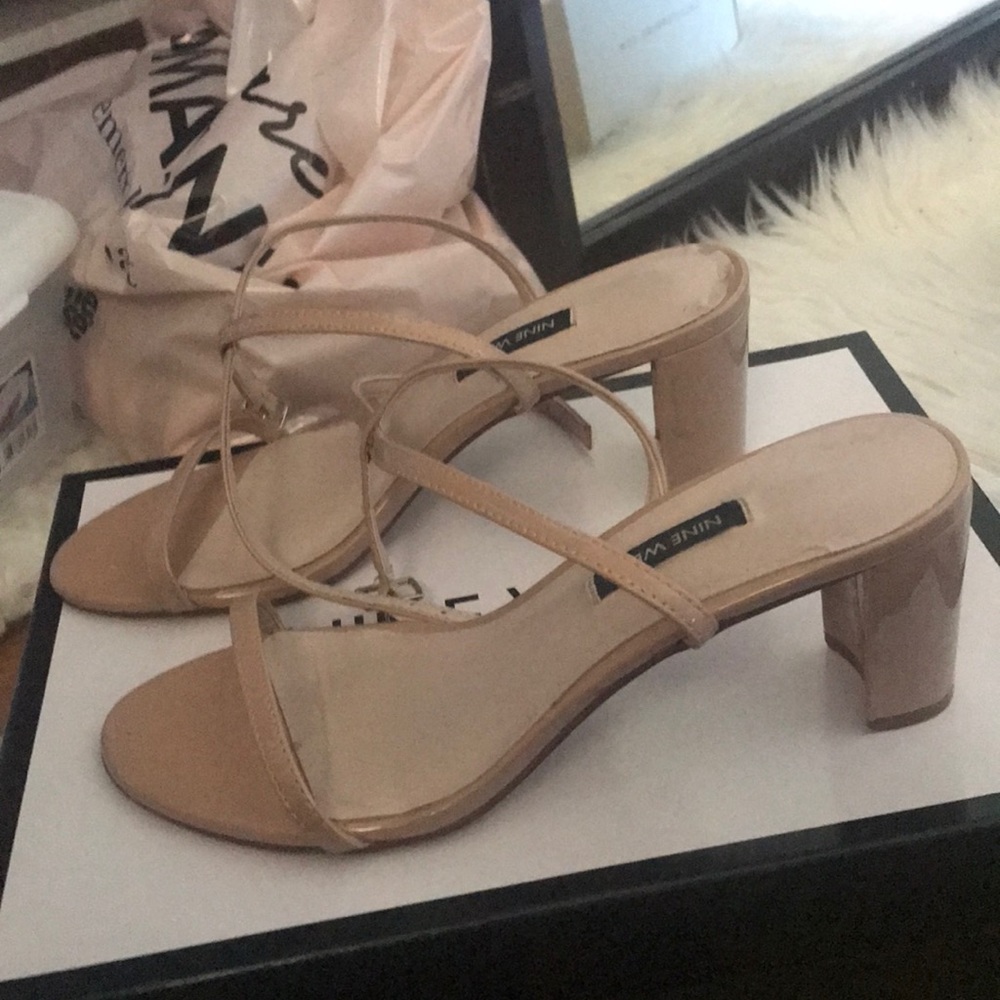 Small heels - Picture 3 of 4